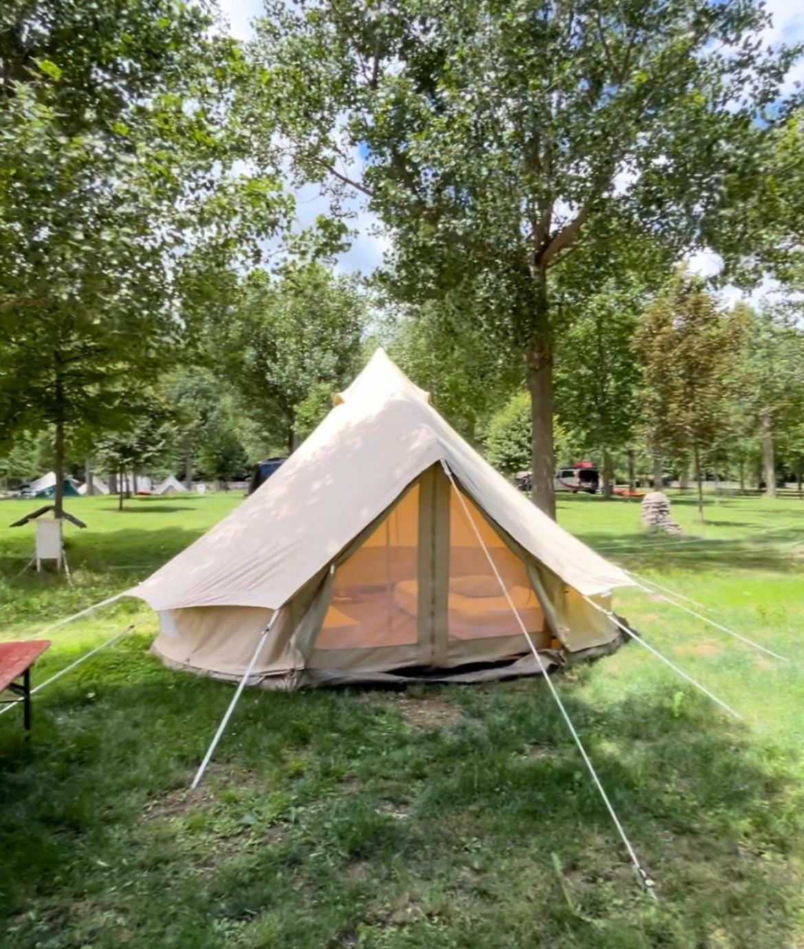 Camping Noguera Pallaresa Sort Bagian luar foto